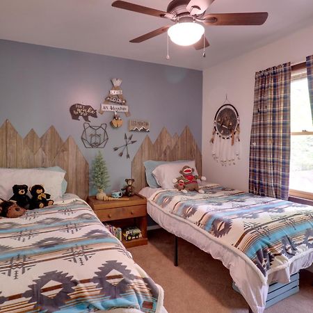 Cozy Whittier Home With Fire Pits Less Than 15 Mi To Hiking! Екстериор снимка