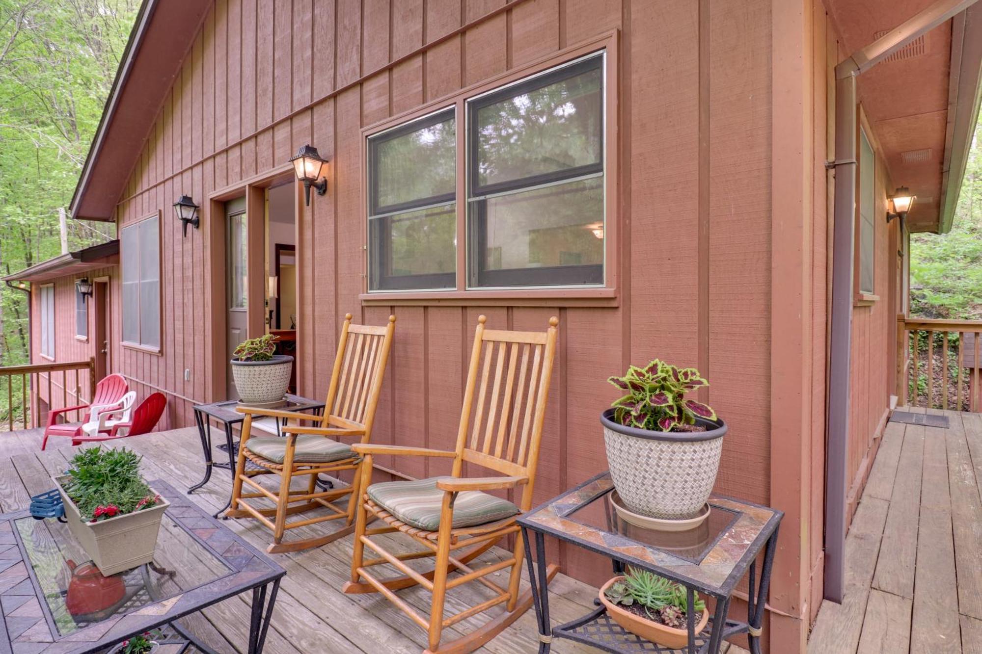 Cozy Whittier Home With Fire Pits Less Than 15 Mi To Hiking! Екстериор снимка